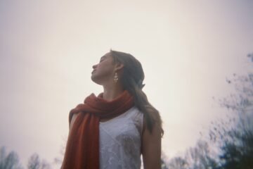 Anna Hudson - “Leech” press photo #1