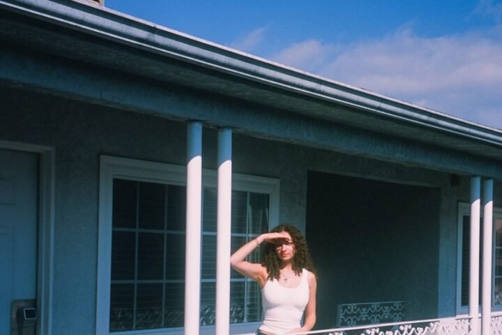 Avery Raquel press photo