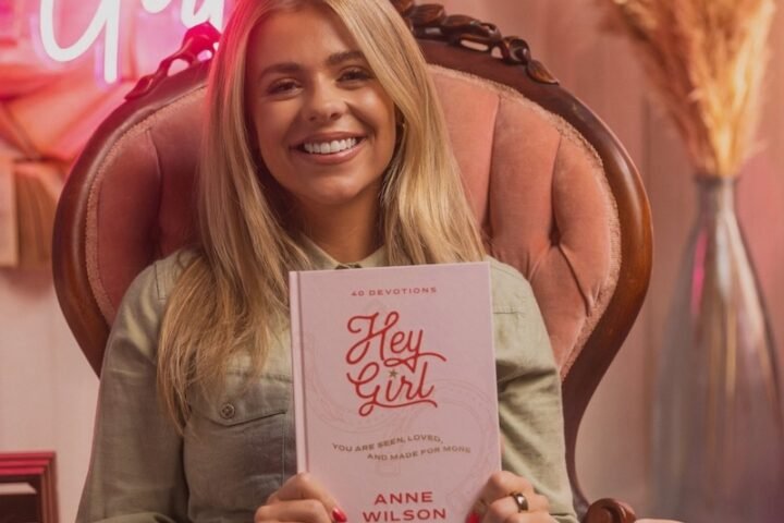 Anne Wilson Hey Girl You Are Seen, Loved and Made for More Photo