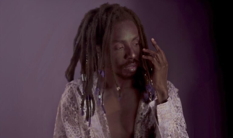 Dumomi The Jig press photo