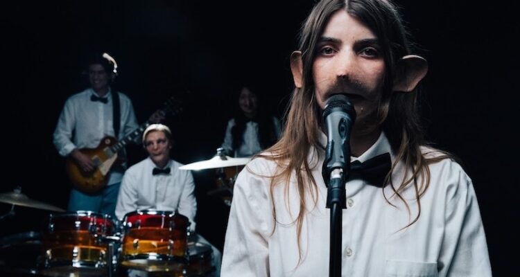 bülow Goldmine press photo