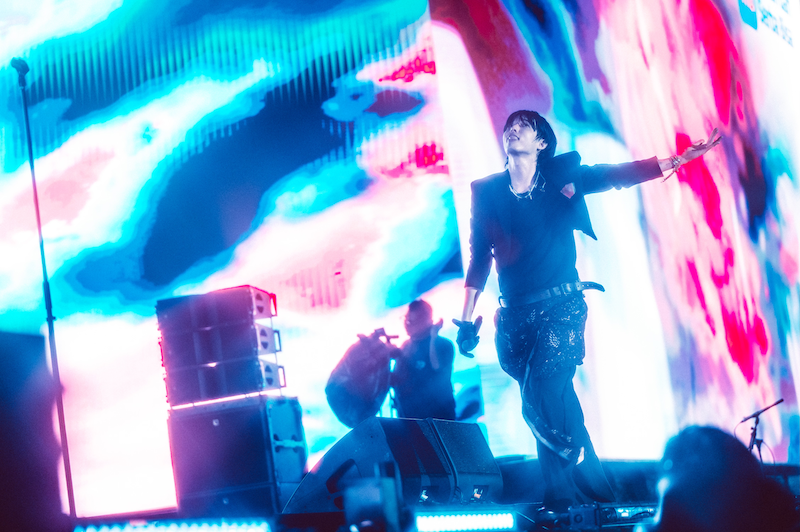 eaJ PIOM 1 photo on stage