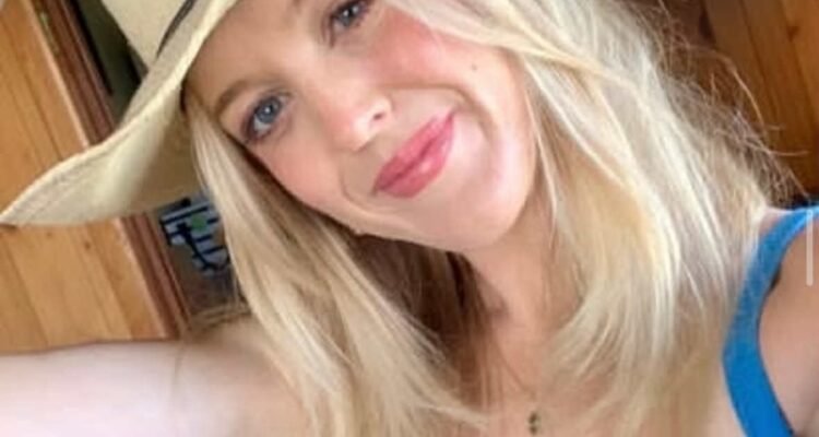 Sarah Carey press photo