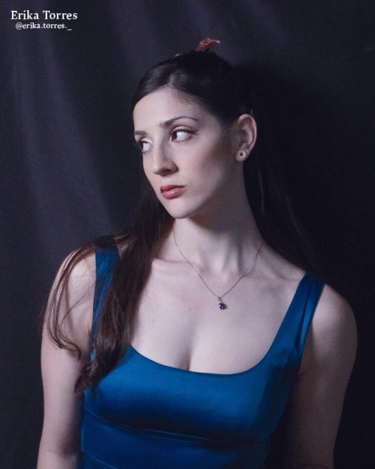 Erika Torres Making Money press photo