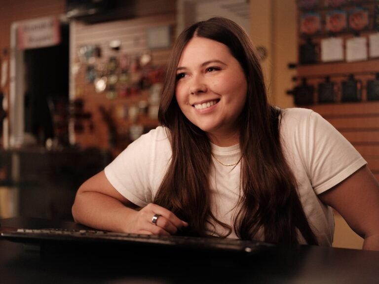 Gigi Perez Vevo press photo