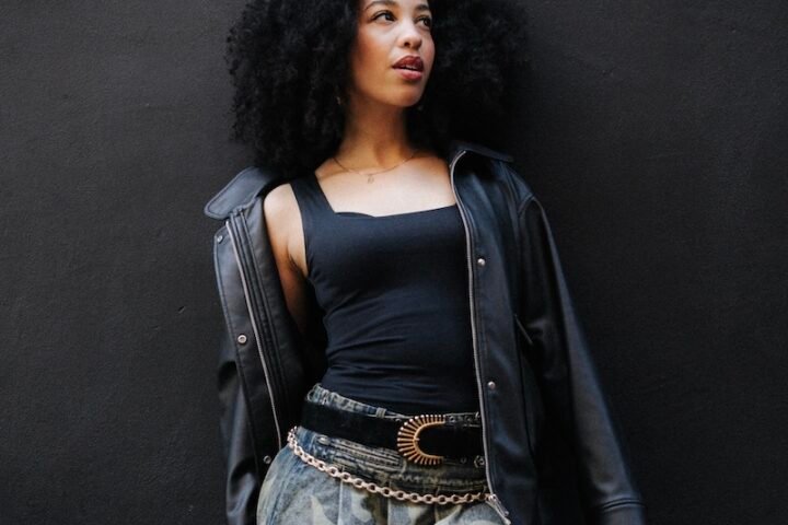 Natalie Lindi press photo #2