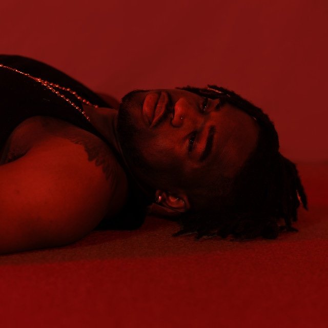 Saviorr DANCING IN FIRE single