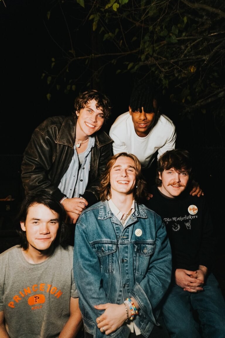 The Runarounds press photo