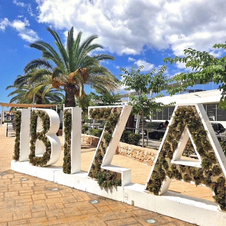 Reydoni Summer in Ibiza cover art