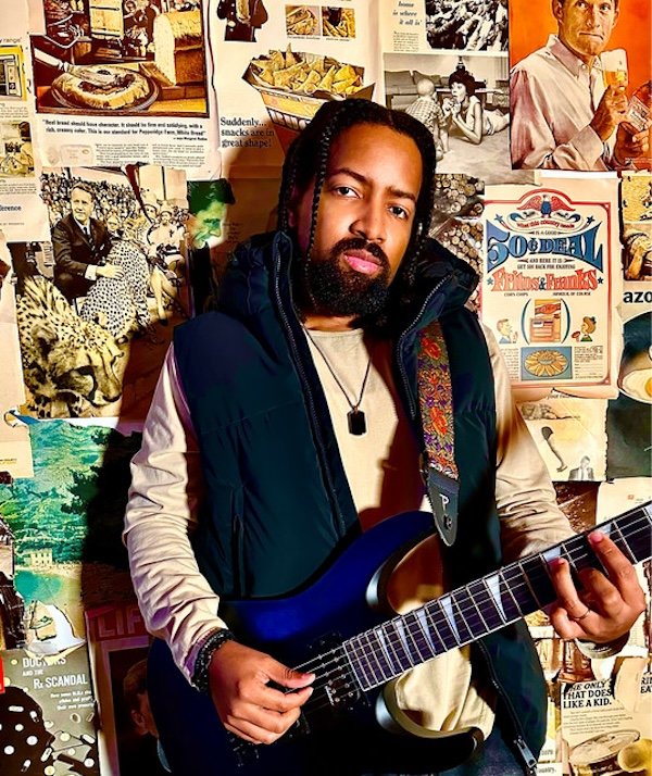 T.L. Williams press photo #1